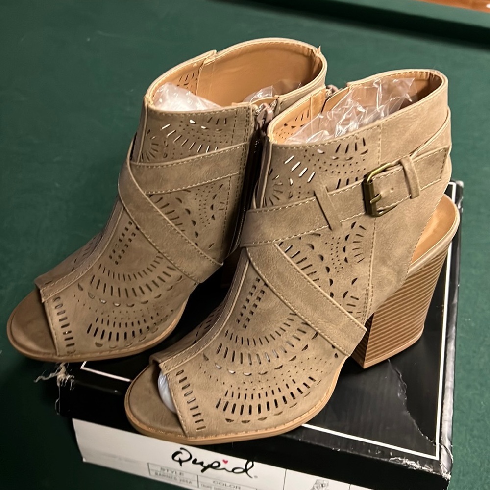 New in box bootie sandals
